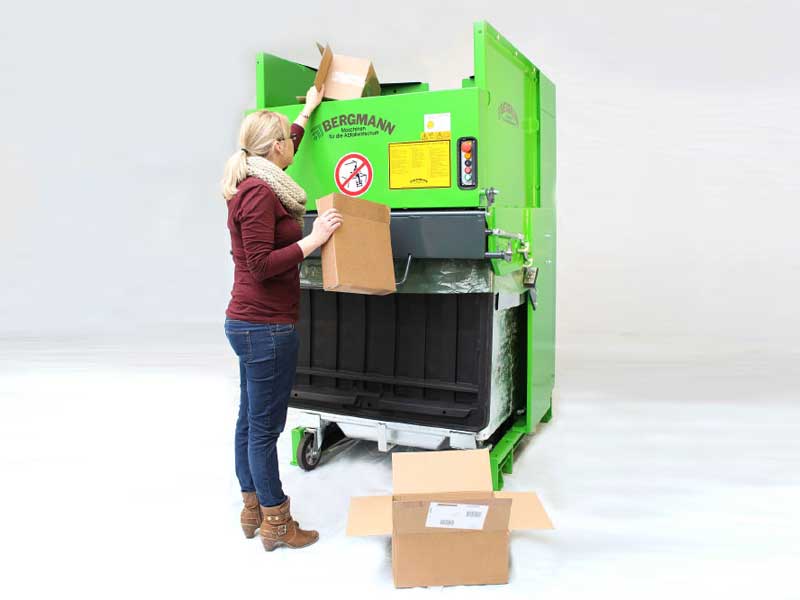 Abfall-Pack-Station APS 1100-E (Fassungsvermögen 1100 Liter optional 1000 Liter)